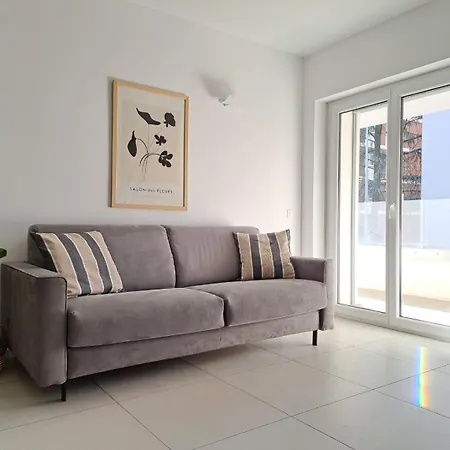 Urban Residence By Quokka 360 - Modern Apartments In Lugano Exterior photo