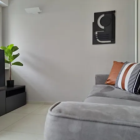 Urban Residence By Quokka 360 - Modern Apartments In Lugano Exterior photo