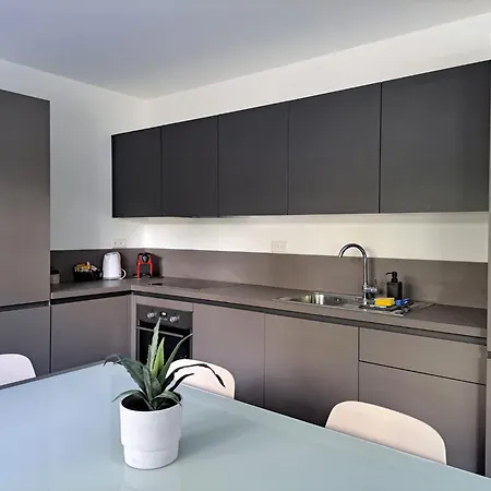 Urban Residence By Quokka 360 - Modern Apartments In Lugano Exterior photo