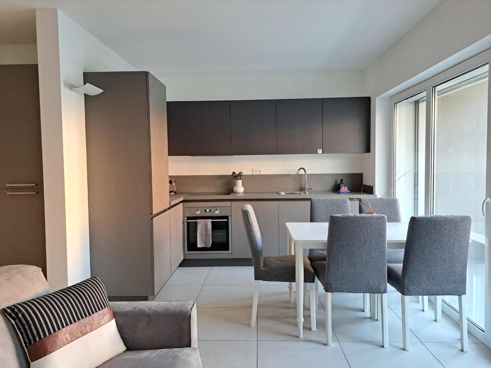 Urban By Quokka 360 - Modern In Apartmán